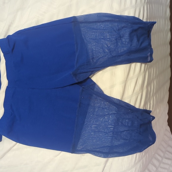 2 piece short set - Picture 2 of 3